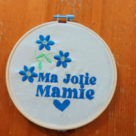 Cercle de broderie Mamie Bleue